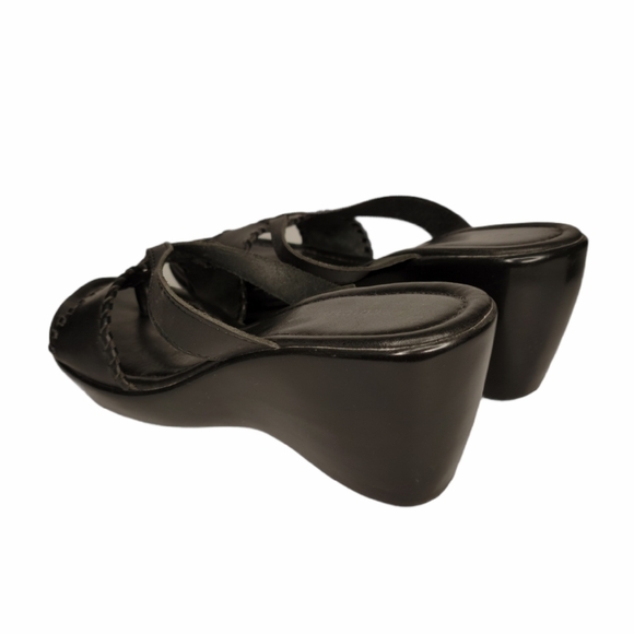 PREDICTIONS Black Wedge Sandals - Picture 7 of 9